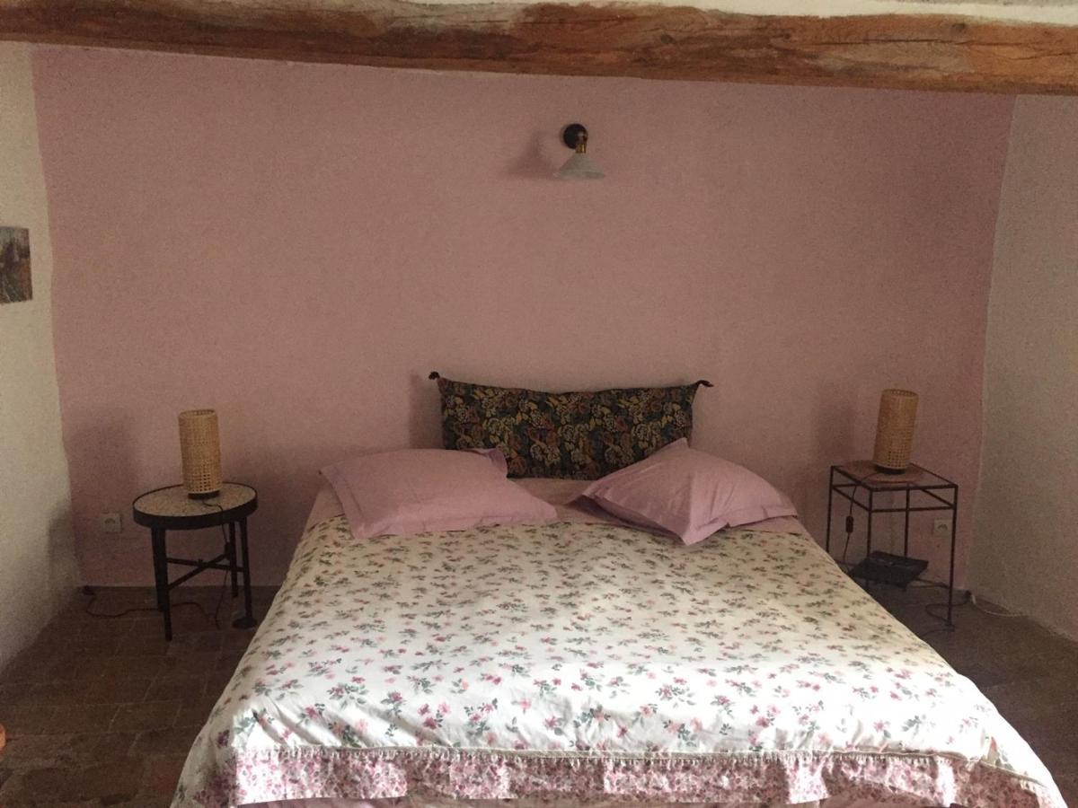 La Maison Des Soleils Apartment Soleilhas Екстериор снимка